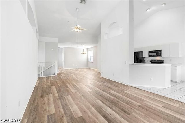 7768 Gardner DR 202, Naples, FL 34109