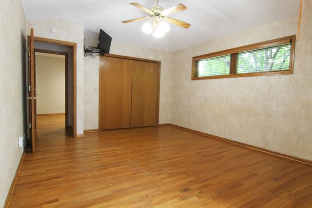 8023 Delano Court, Inver Grove Heights, MN 55076
