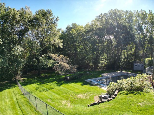 8023 Delano Court, Inver Grove Heights, MN 55076