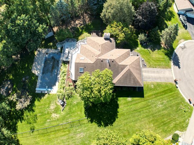 8023 Delano Court, Inver Grove Heights, MN 55076