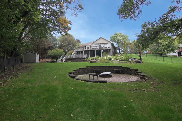 8023 Delano Court, Inver Grove Heights, MN 55076