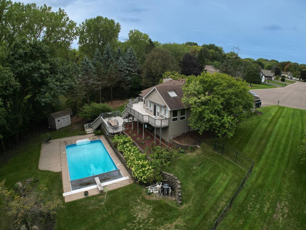 8023 Delano Court, Inver Grove Heights, MN 55076 — photo 4