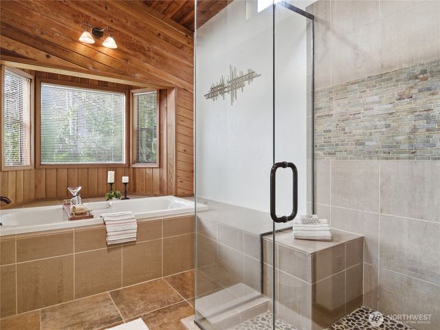 15014 Starr Road SE, Olalla, WA 98359