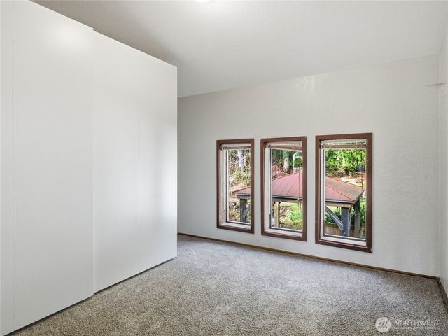 15014 Starr Road SE, Olalla, WA 98359