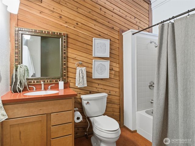 15014 Starr Road SE, Olalla, WA 98359