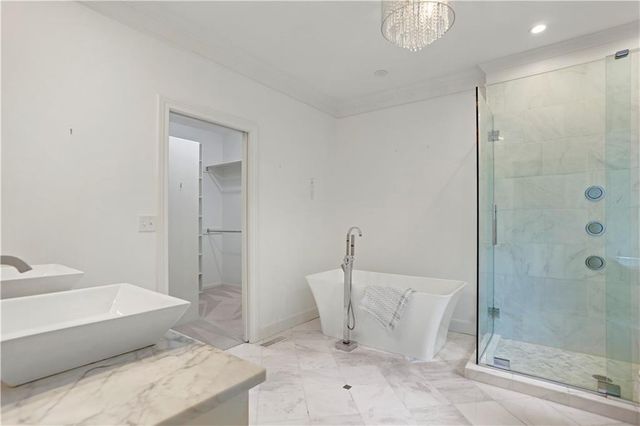 12502 Delmar Street, Leawood, KS 66209