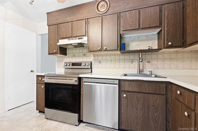 1840 Crompond 5C2, Peekskill, NY 10566