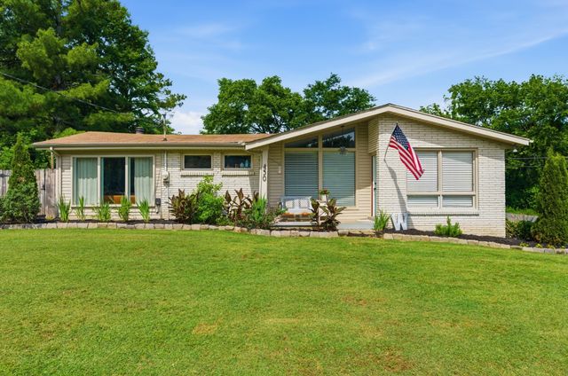450 Sanders Ferry Rd, Hendersonville, TN 37075