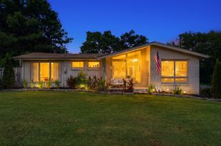 450 Sanders Ferry Rd, Hendersonville, TN 37075