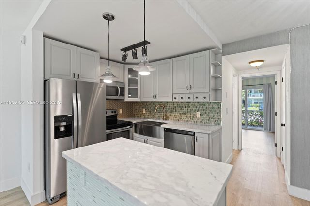 67 Harwood H H, Deerfield Beach, FL 33442