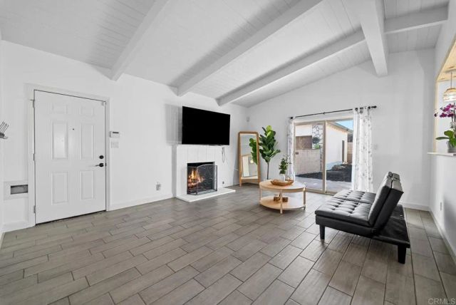 5074 La Paz Drive, San Diego, CA 92113