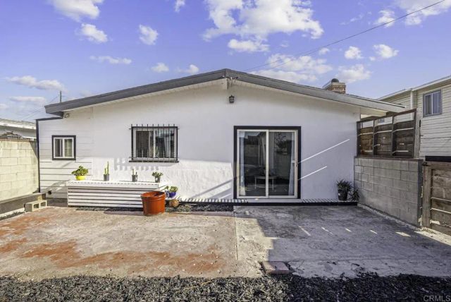 5074 La Paz Drive, San Diego, CA 92113