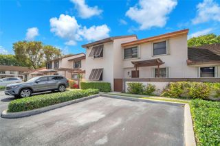 13350 SW 88th Ter B, Miami, FL 33186