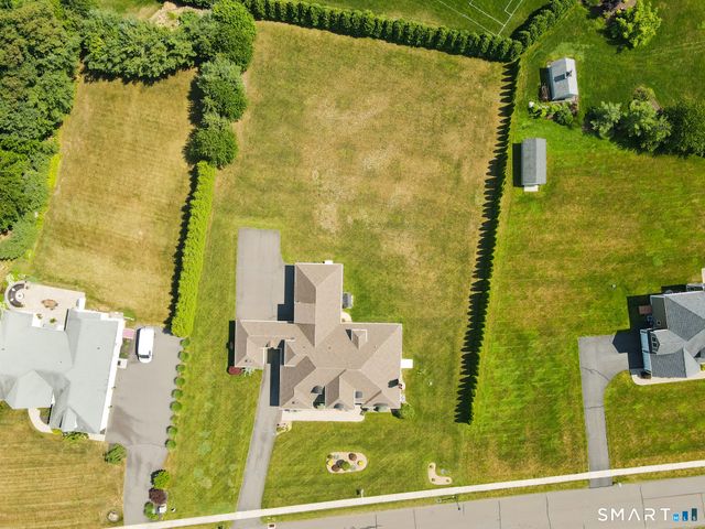 269 West Pines Drive, Southington, CT 06489