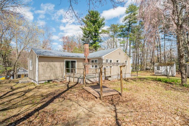 10 Beacon Street, Londonderry, NH 03053