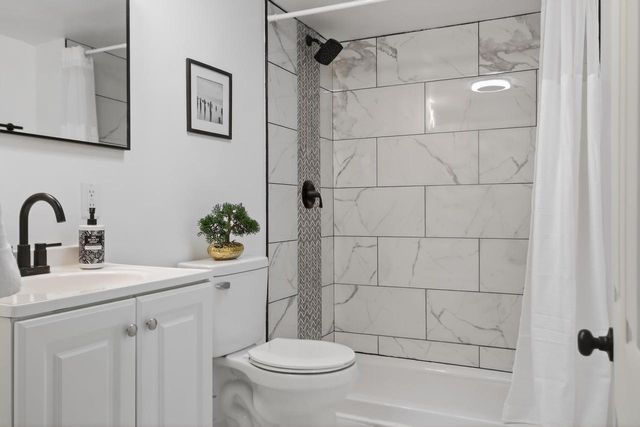 5535 N 40th STREET, Milwaukee, WI 53209