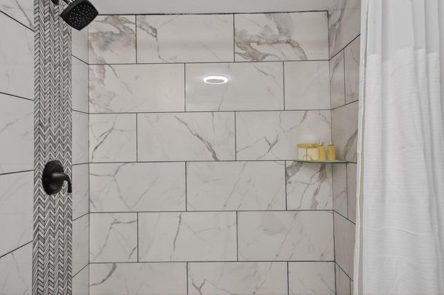 5535 N 40th STREET, Milwaukee, WI 53209