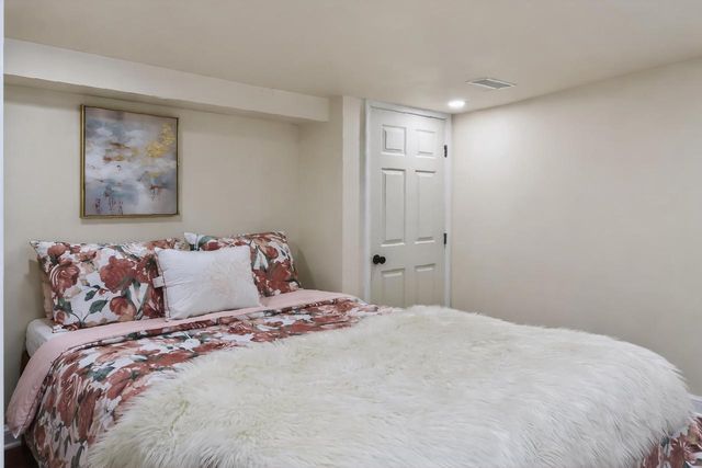 5535 N 40th STREET, Milwaukee, WI 53209