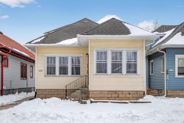 5535 N 40th STREET, Milwaukee, WI 53209