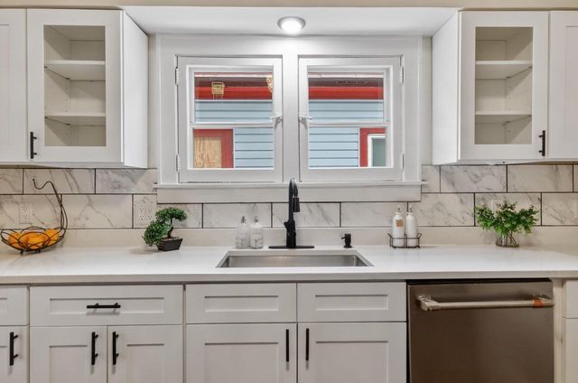 5535 N 40th STREET, Milwaukee, WI 53209