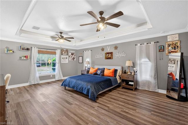 2807 52nd ST SW, Lehigh Acres, FL 33976