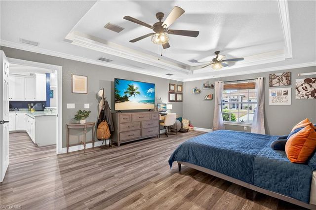 2807 52nd ST SW, Lehigh Acres, FL 33976