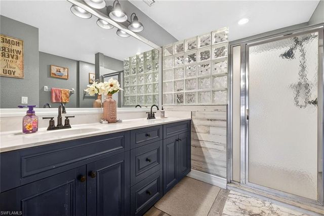 2807 52nd ST SW, Lehigh Acres, FL 33976