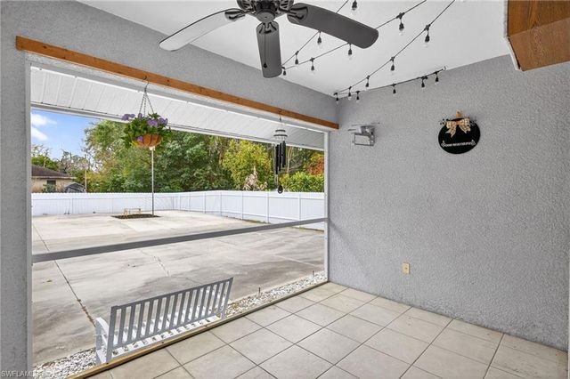 2807 52nd ST SW, Lehigh Acres, FL 33976