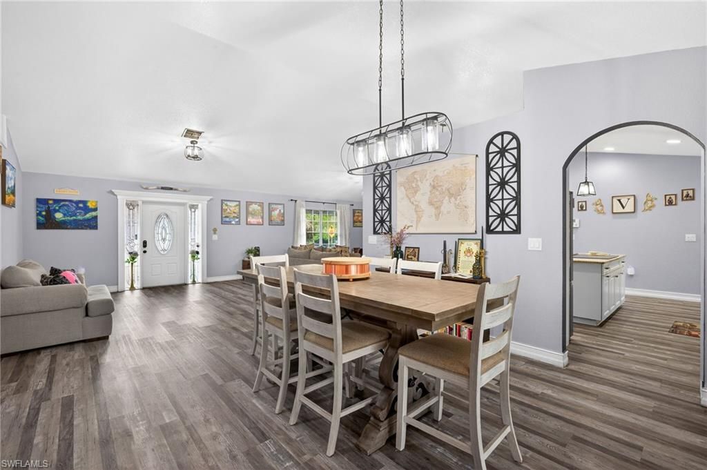 2807 52nd ST SW, Lehigh Acres, FL 33976