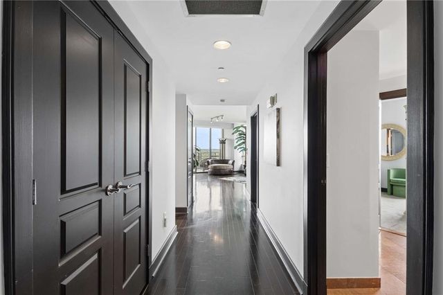 700 Park Regency Place NE 2002, Atlanta, GA 30326