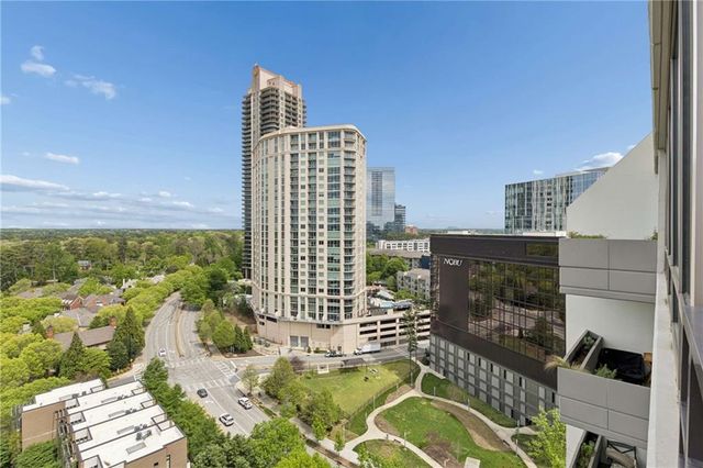 700 Park Regency Place NE 2002, Atlanta, GA 30326