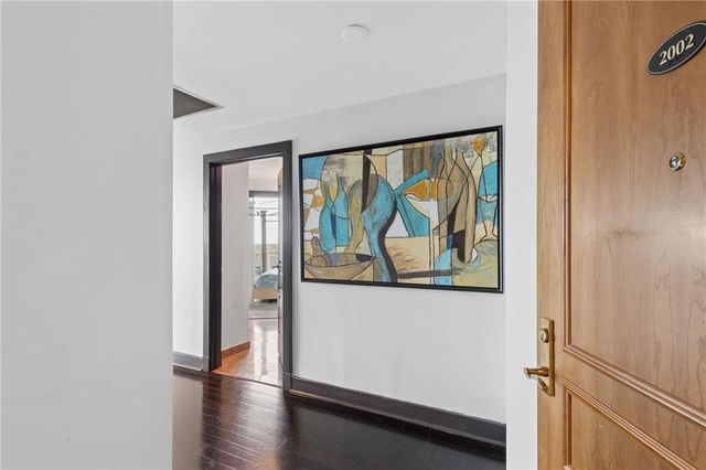 700 Park Regency Place NE 2002, Atlanta, GA 30326