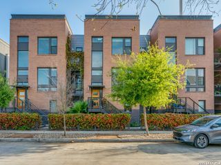 318 W Grayson St, Unit 602, San Antonio, TX 78212