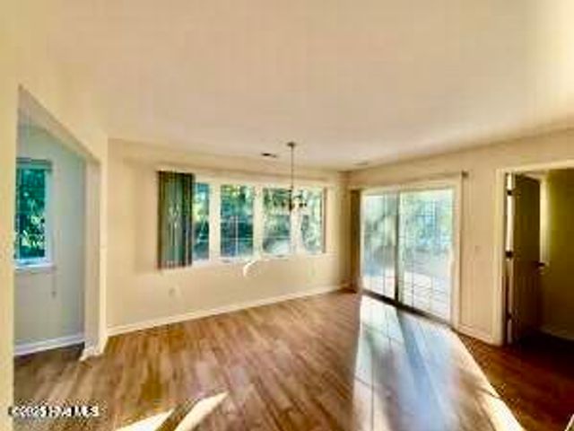 102 Chestnut Court, Pine Knoll Shores, NC 28512