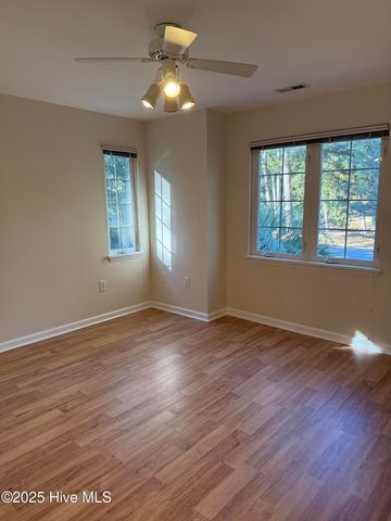 102 Chestnut Court, Pine Knoll Shores, NC 28512