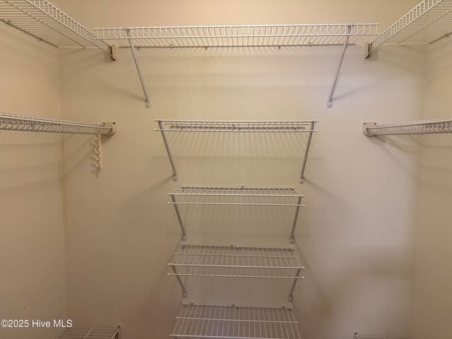 102 Chestnut Court, Pine Knoll Shores, NC 28512