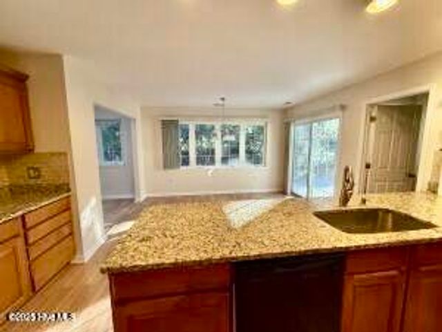 102 Chestnut Court, Pine Knoll Shores, NC 28512