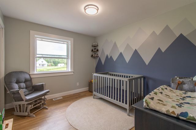 287 Lakeview Drive, Derby, VT 05829