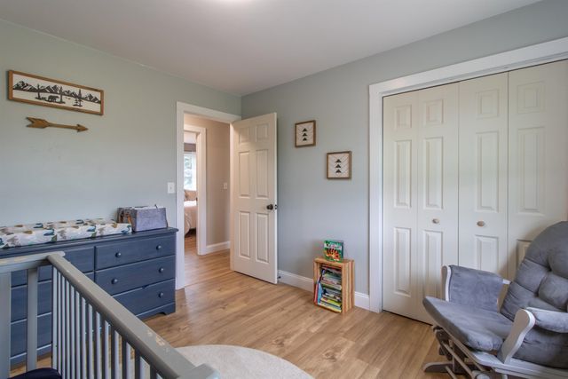287 Lakeview Drive, Derby, VT 05829
