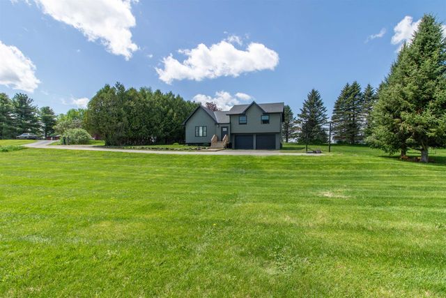 287 Lakeview Drive, Derby, VT 05829