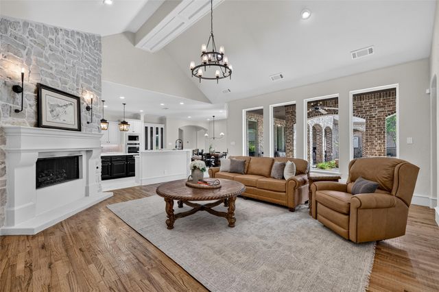 2113 Kings Pass, Heath, TX 75032