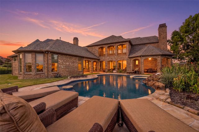 2113 Kings Pass, Heath, TX 75032
