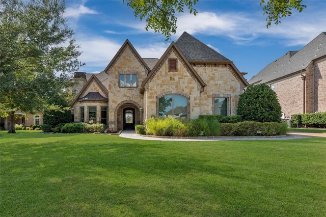2113 Kings Pass, Heath, TX 75032