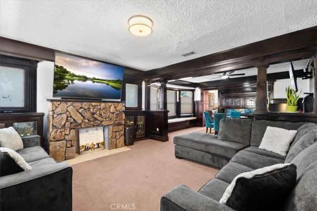 3023 4th Avenue, Jefferson Park, CA 90018