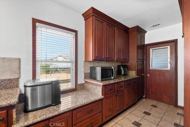 3023 4th Avenue, Jefferson Park, CA 90018