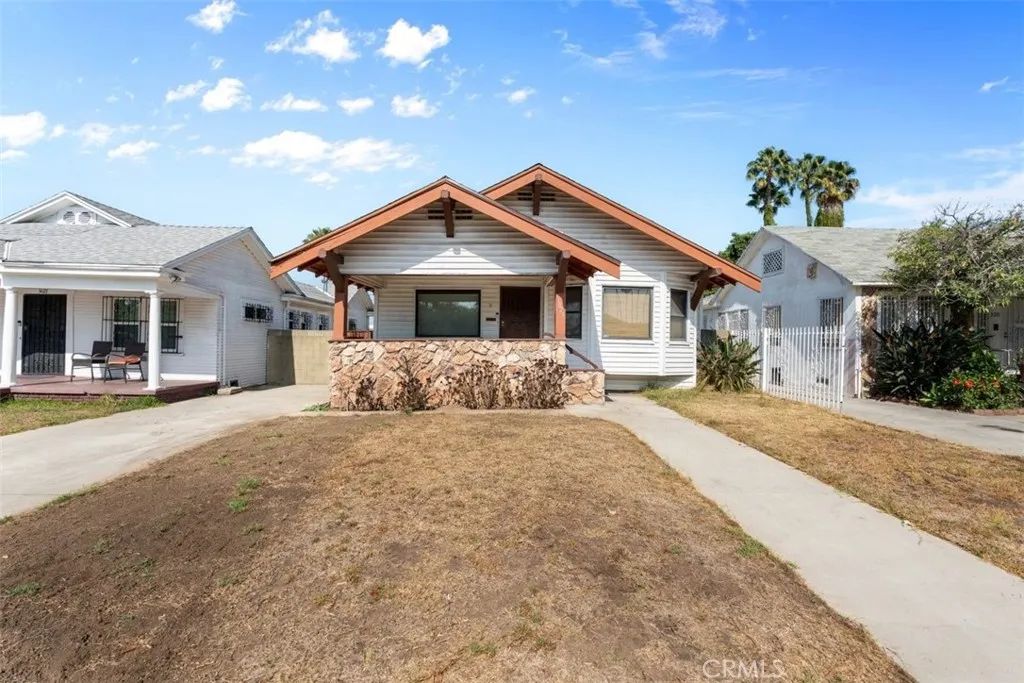 3023 4th Avenue, Jefferson Park, CA 90018