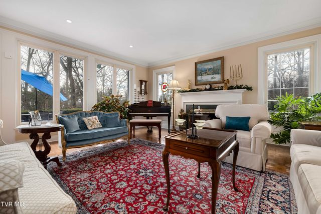 5 Llewellyn Wood, Johnson City, TN 37601