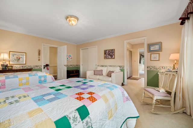 5 Llewellyn Wood, Johnson City, TN 37601