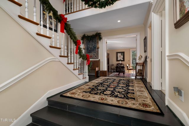 5 Llewellyn Wood, Johnson City, TN 37601