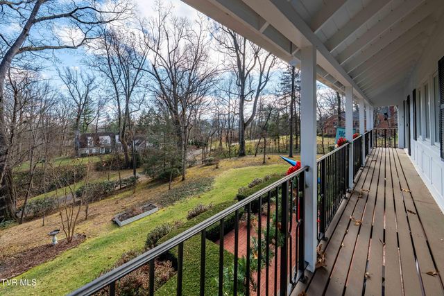 5 Llewellyn Wood, Johnson City, TN 37601